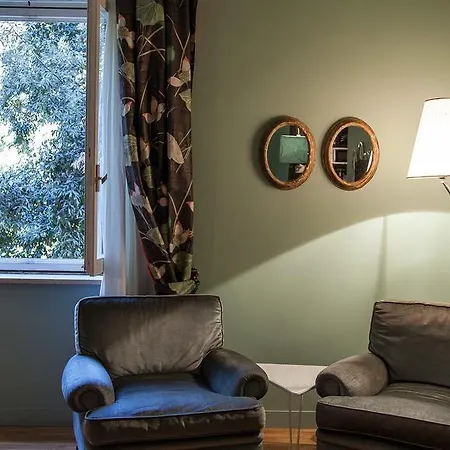 Spanish Apartment *